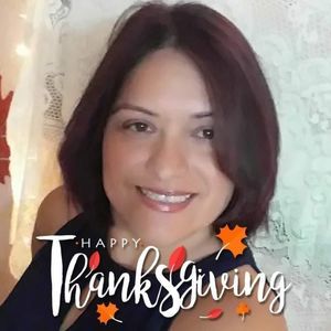 Meet your Posher, Elia